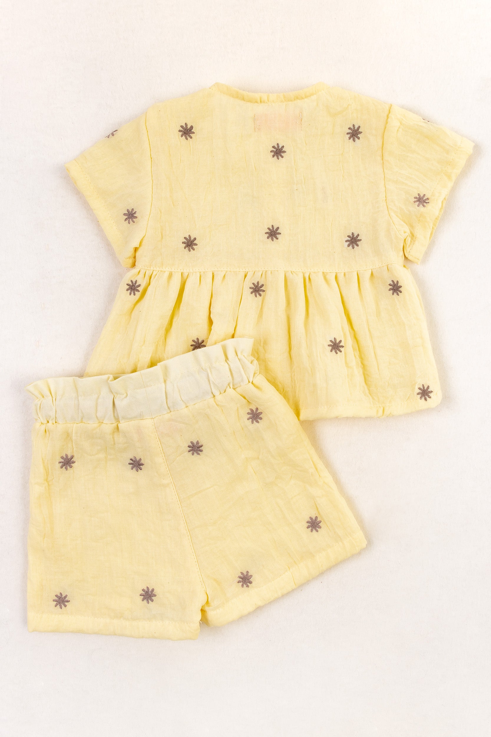 CONJUNTO BEBÉ NIÑA FLORES AMARILLO