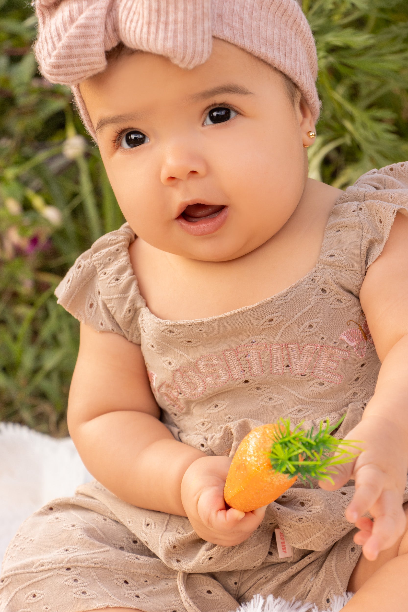 CONJUNTO BEBÉ NIÑA OJALILLO CAFÉ