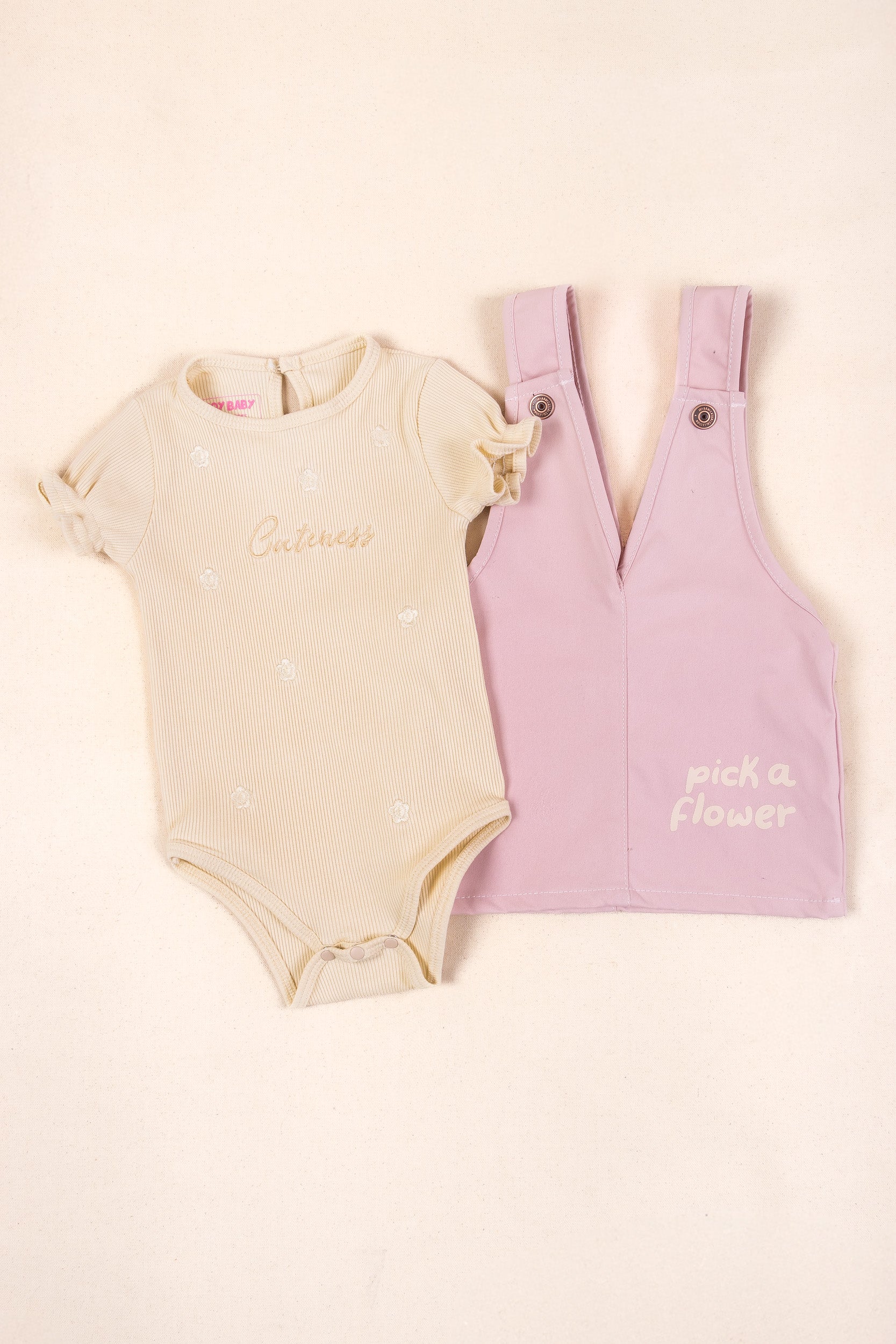 CONJUNTO BEBÉ BEIGE