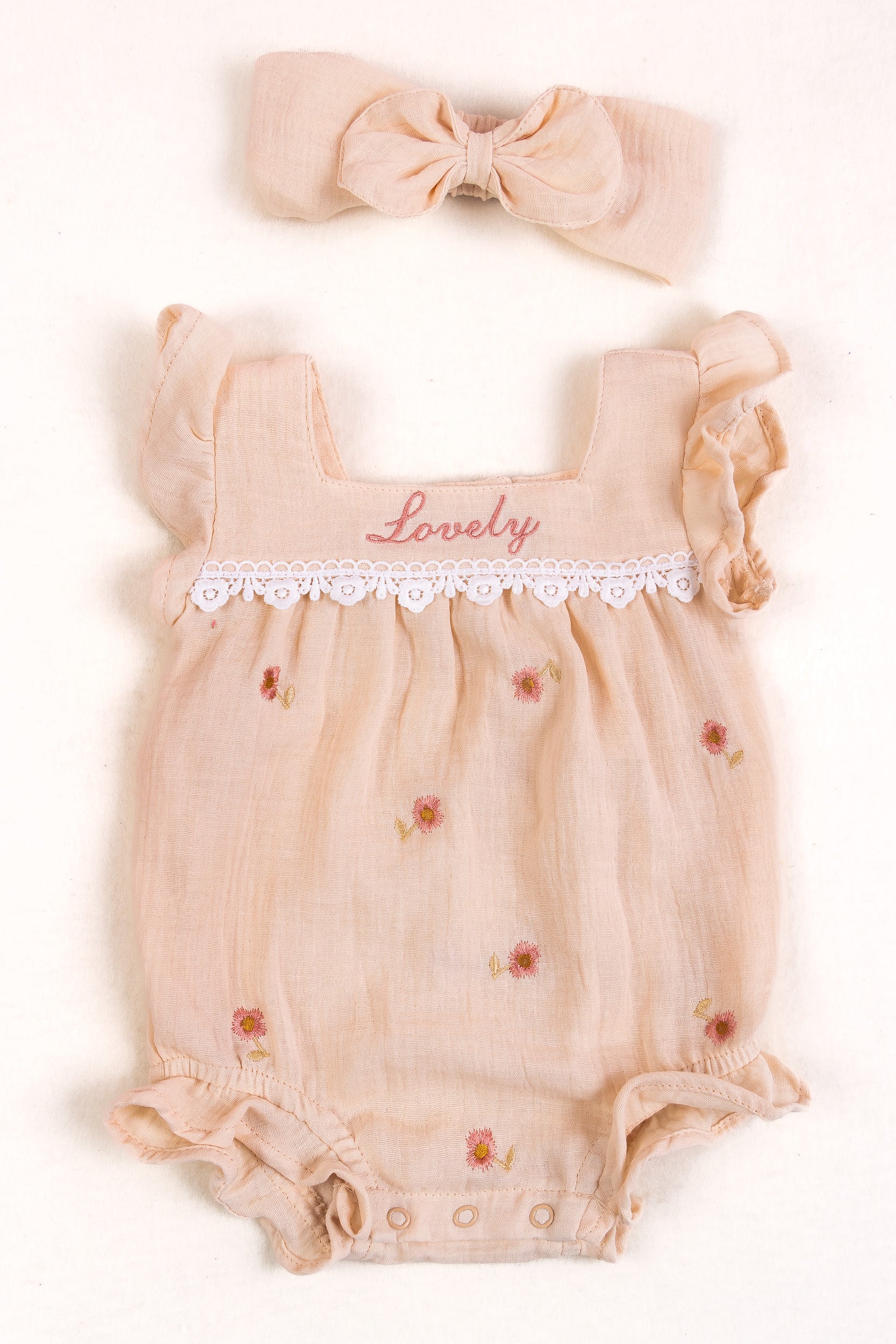 CONJUNTO BEBÉ NIÑA LOVELY BEIGE