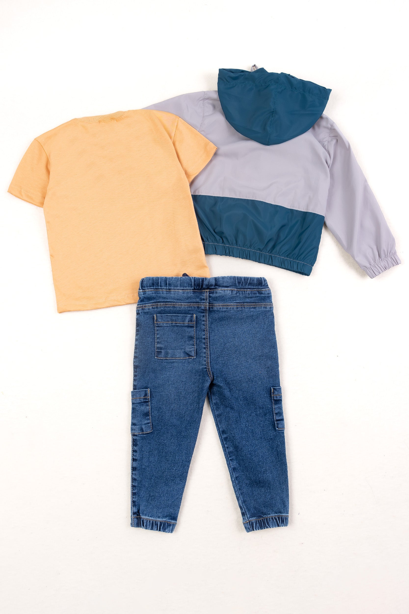 CONJUNTO BEBÉ FRIENDS GRIS