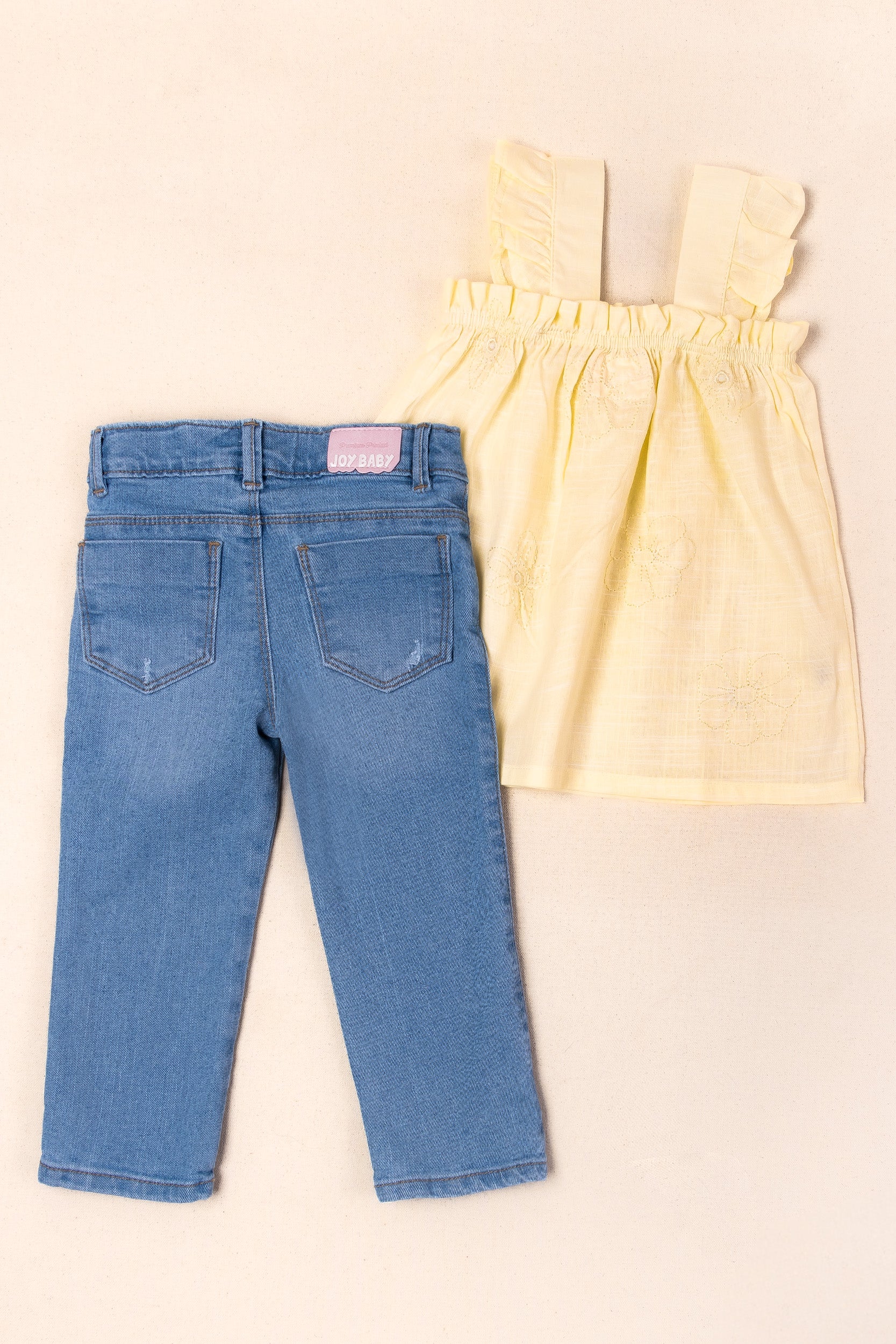 CONJUNTO NIÑA BORDADO AMARILLO