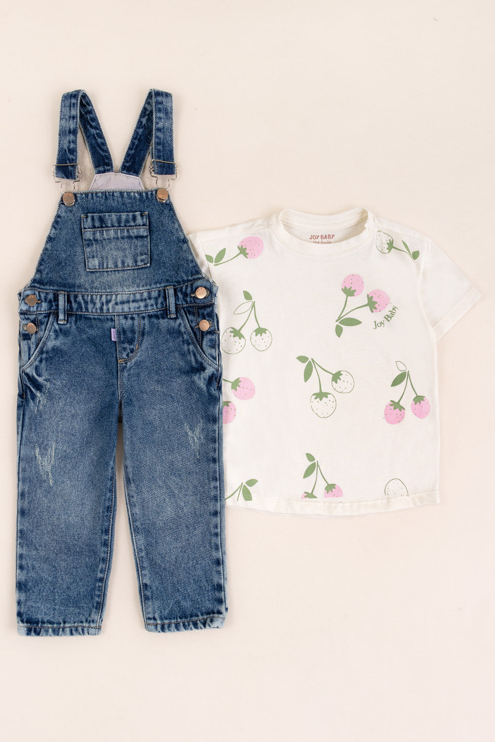 CONJUNTO OVEROL NIÑA CHERRIES BLANCO