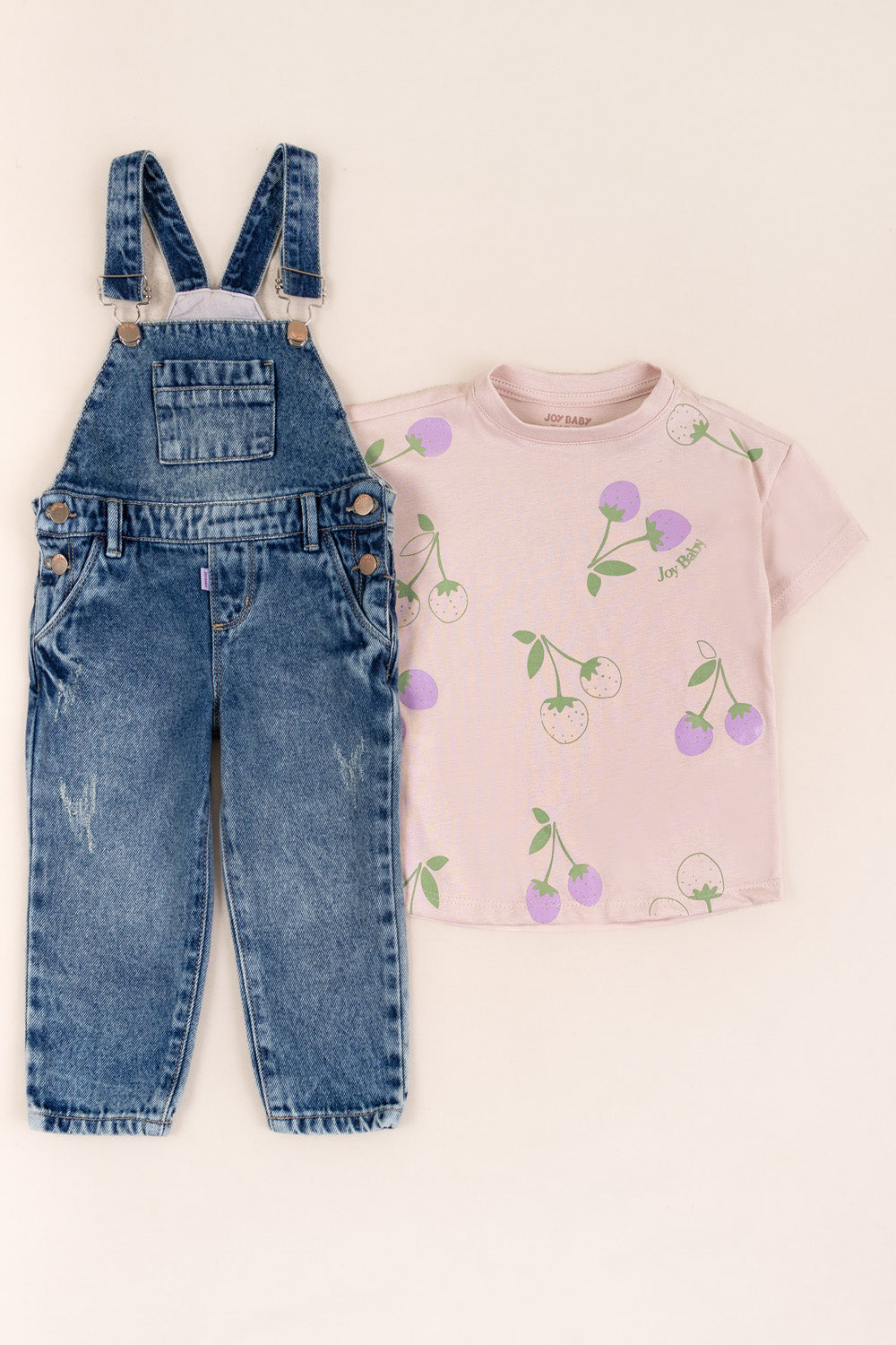 CONJUNTO OVEROL NIÑA CHERRIES ROSADO