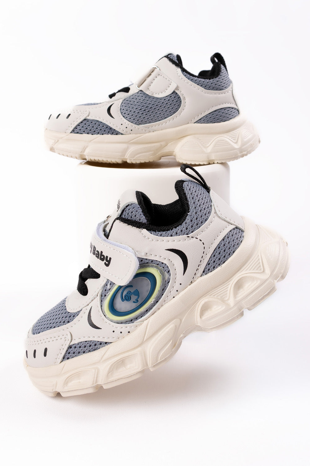 ZAPATOS COMFORTABLE GRIS