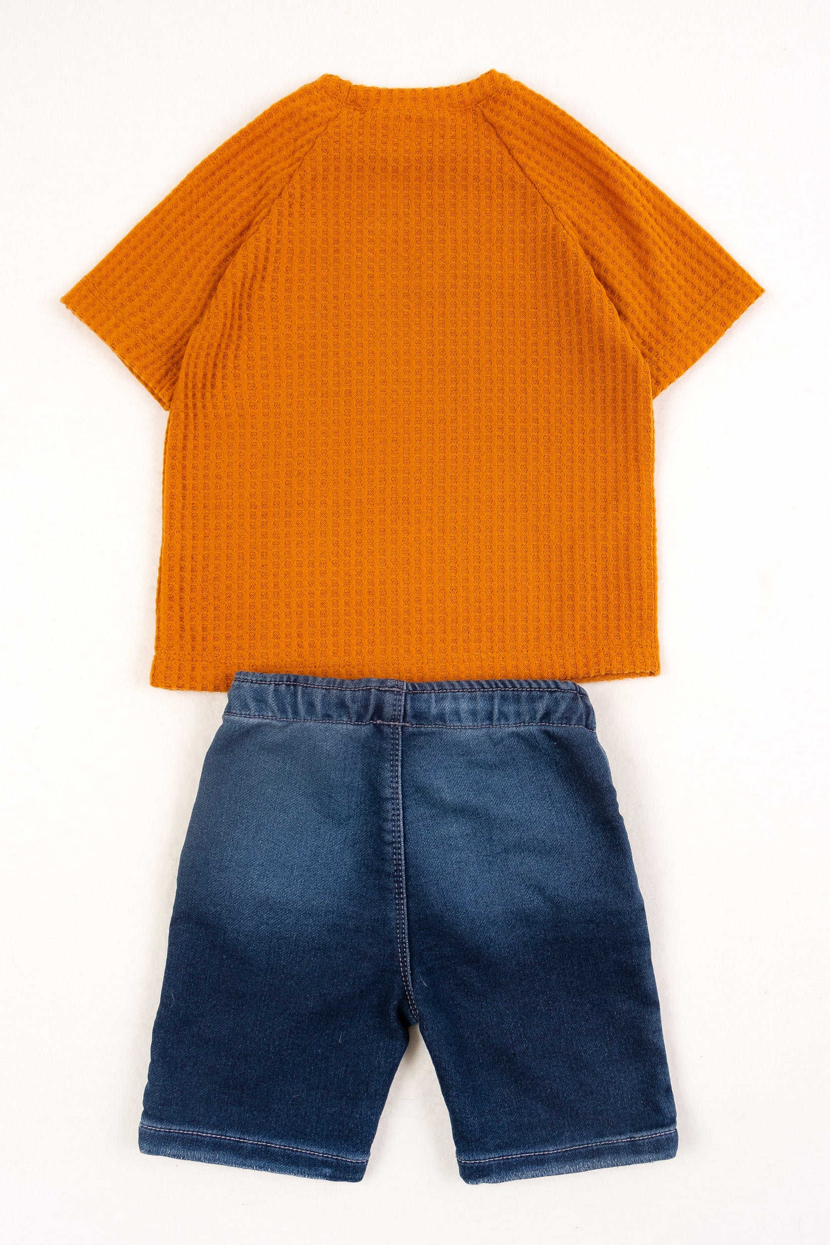 CONJUNTO BERMUDA NIÑO TERRACOTA