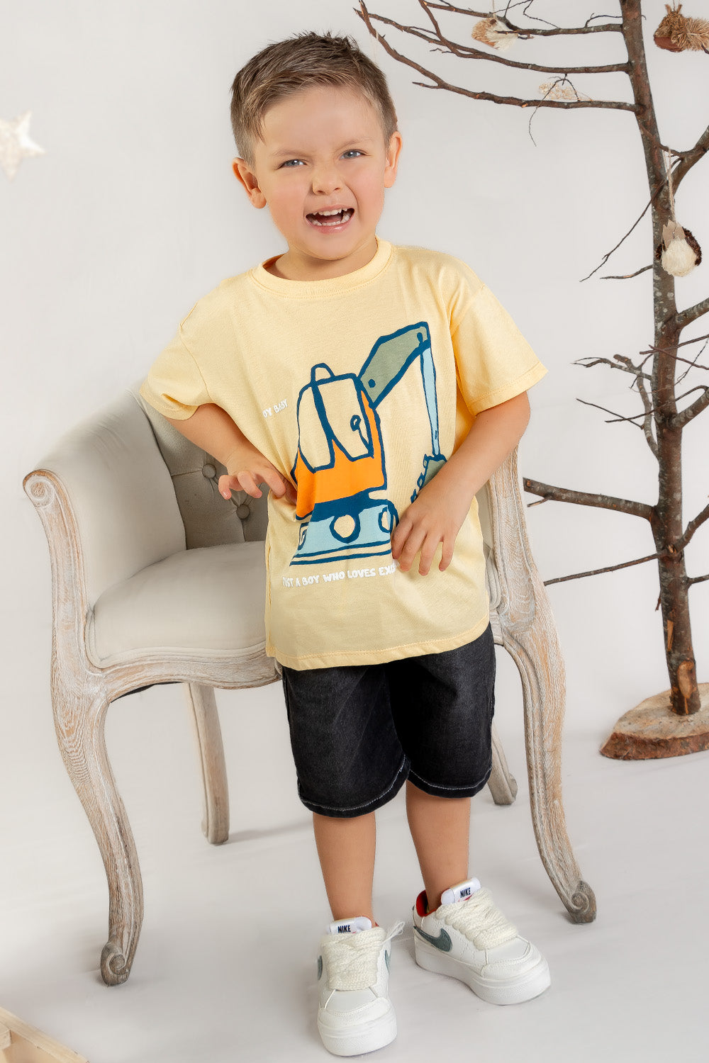 CONJUNTO BERMUDA NIÑO EXCAVATOR AMARILLO