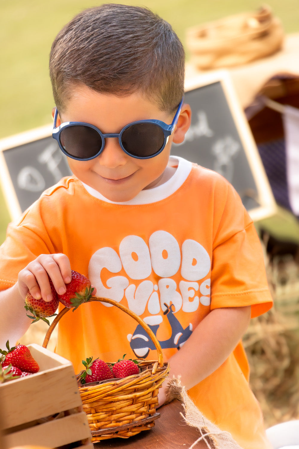 CONJUNTO BERMUDA NIÑO GOOD VIBES NARANJA