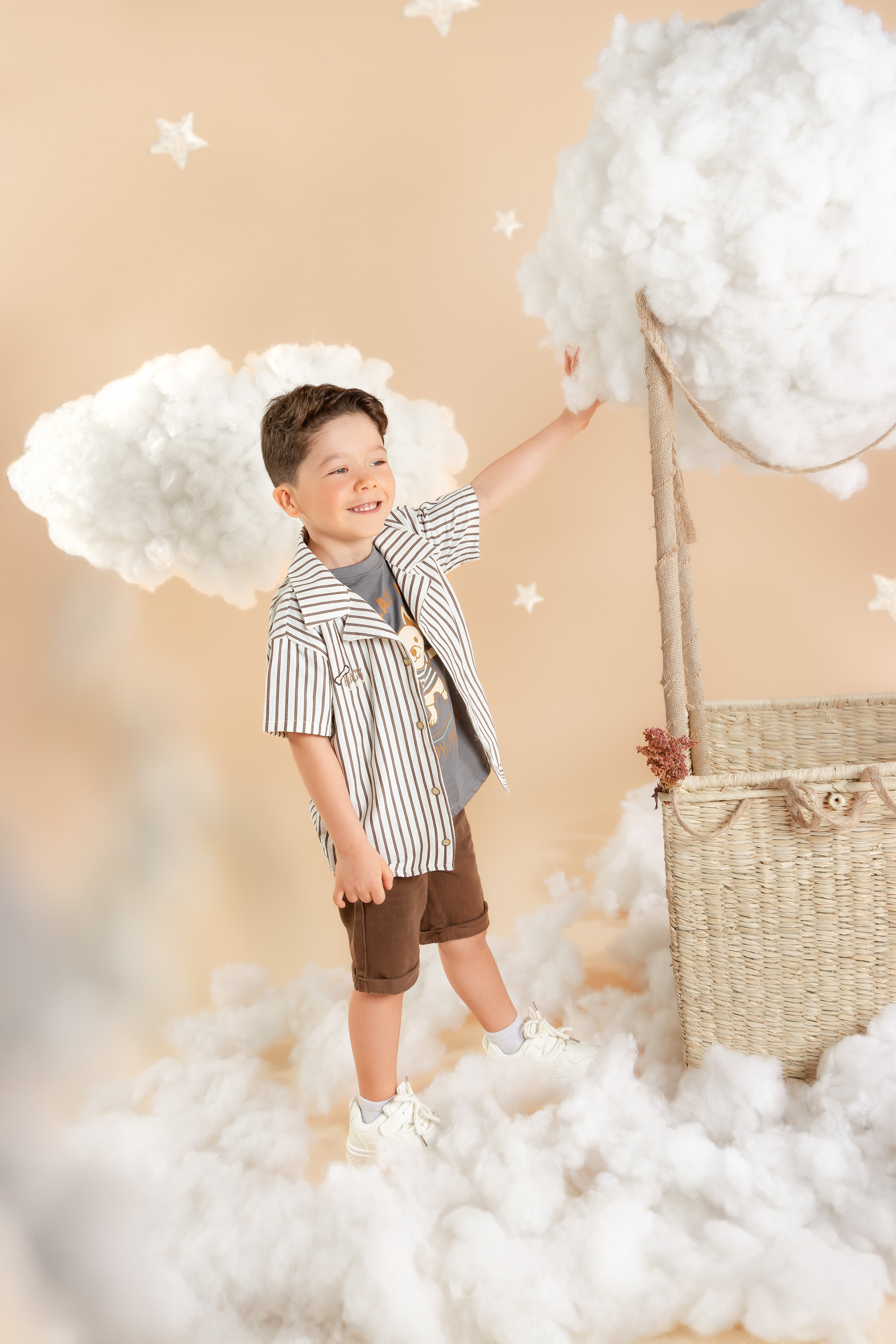 CONJUNTO 3 PRENDAS NIÑO VACAY MOOD CAFÉ