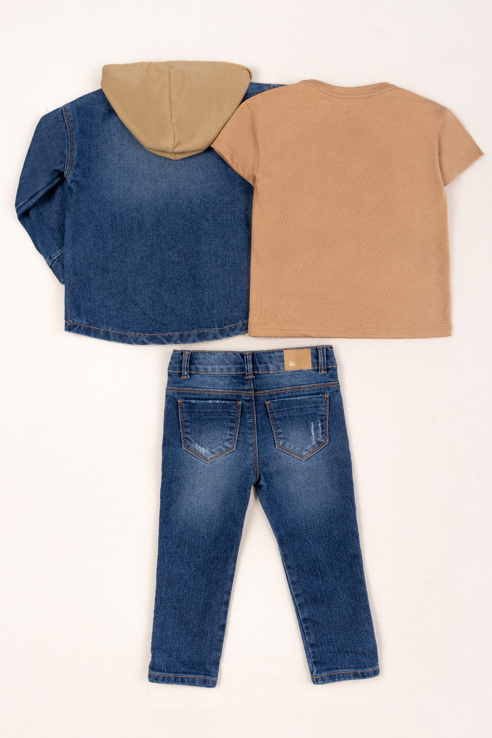 CONJUNTO 3 PRENDAS NIÑO HEY BOY CAFÉ