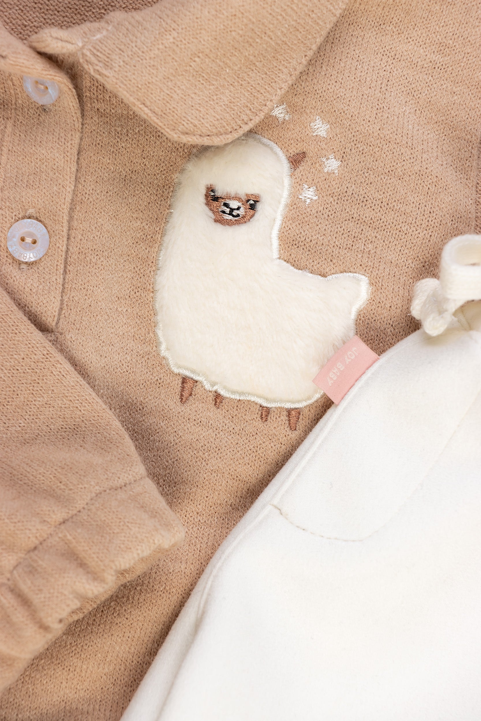 CONJUNTO BEBÉ NIÑA BEIGE