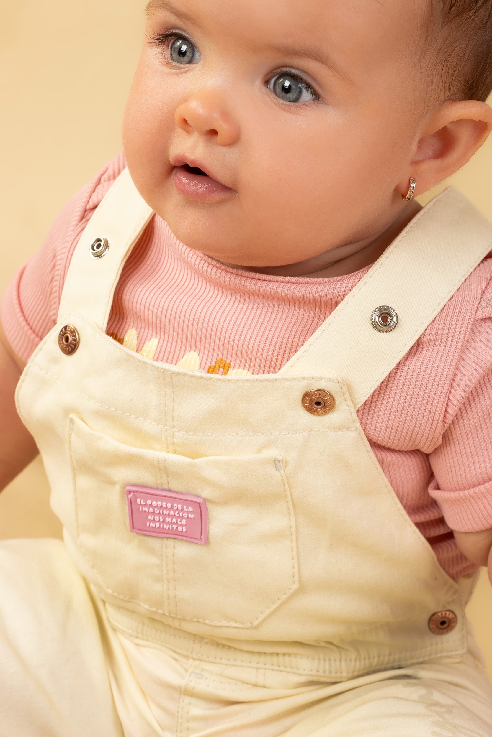 CONJUNTO BEBÉ NIÑA OVEROL AMARILLO