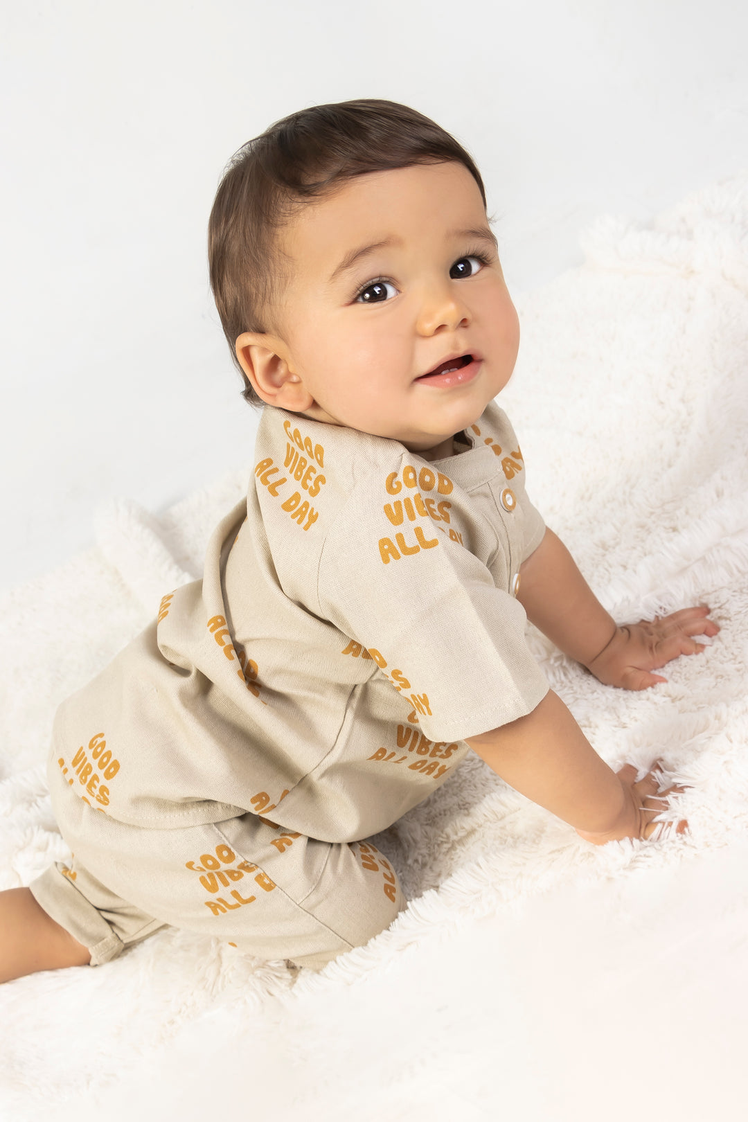 CONJUNTO BEBÉ NIÑO VIBES ARENA