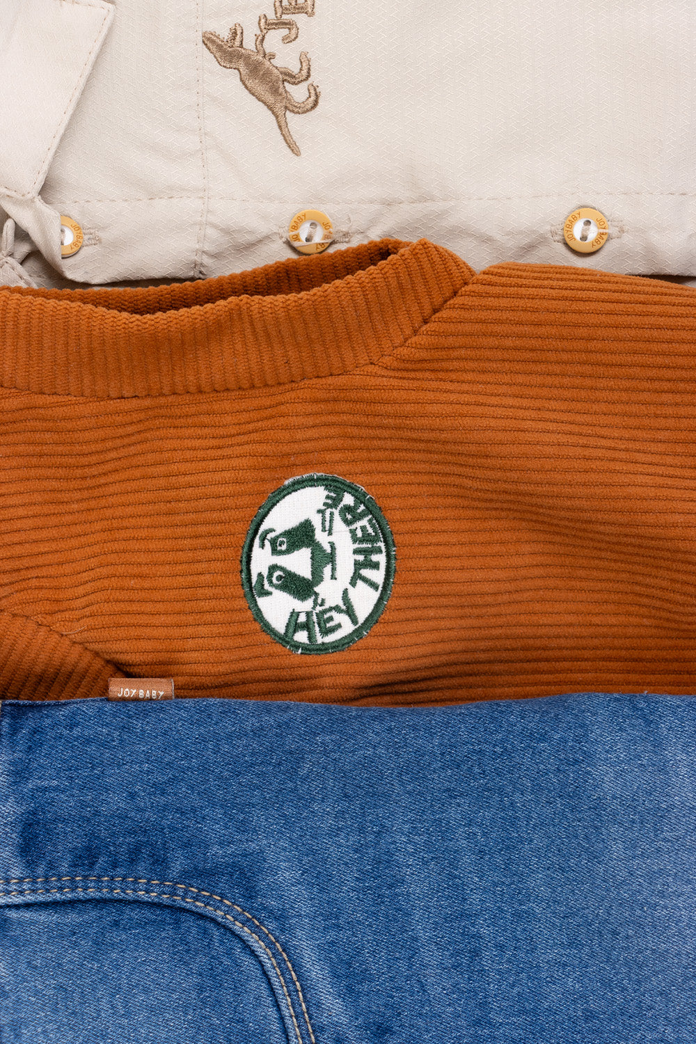 CONJUNTO BEBÉ HEY THERE CAFÉ