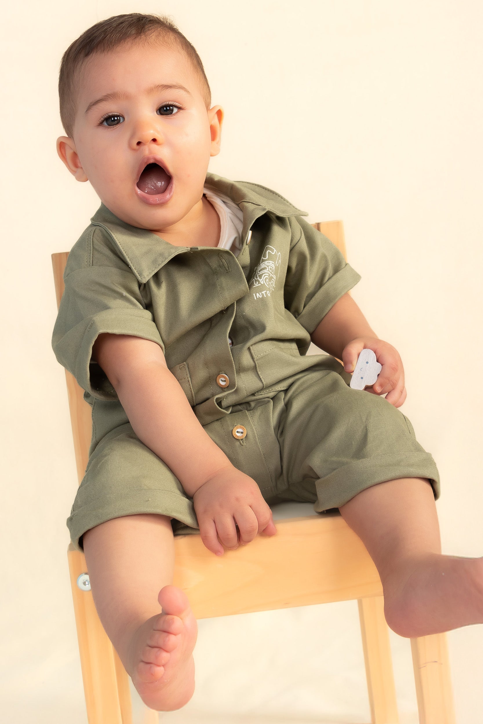 CONJUNTO OVEROL BEBÉ VERDE