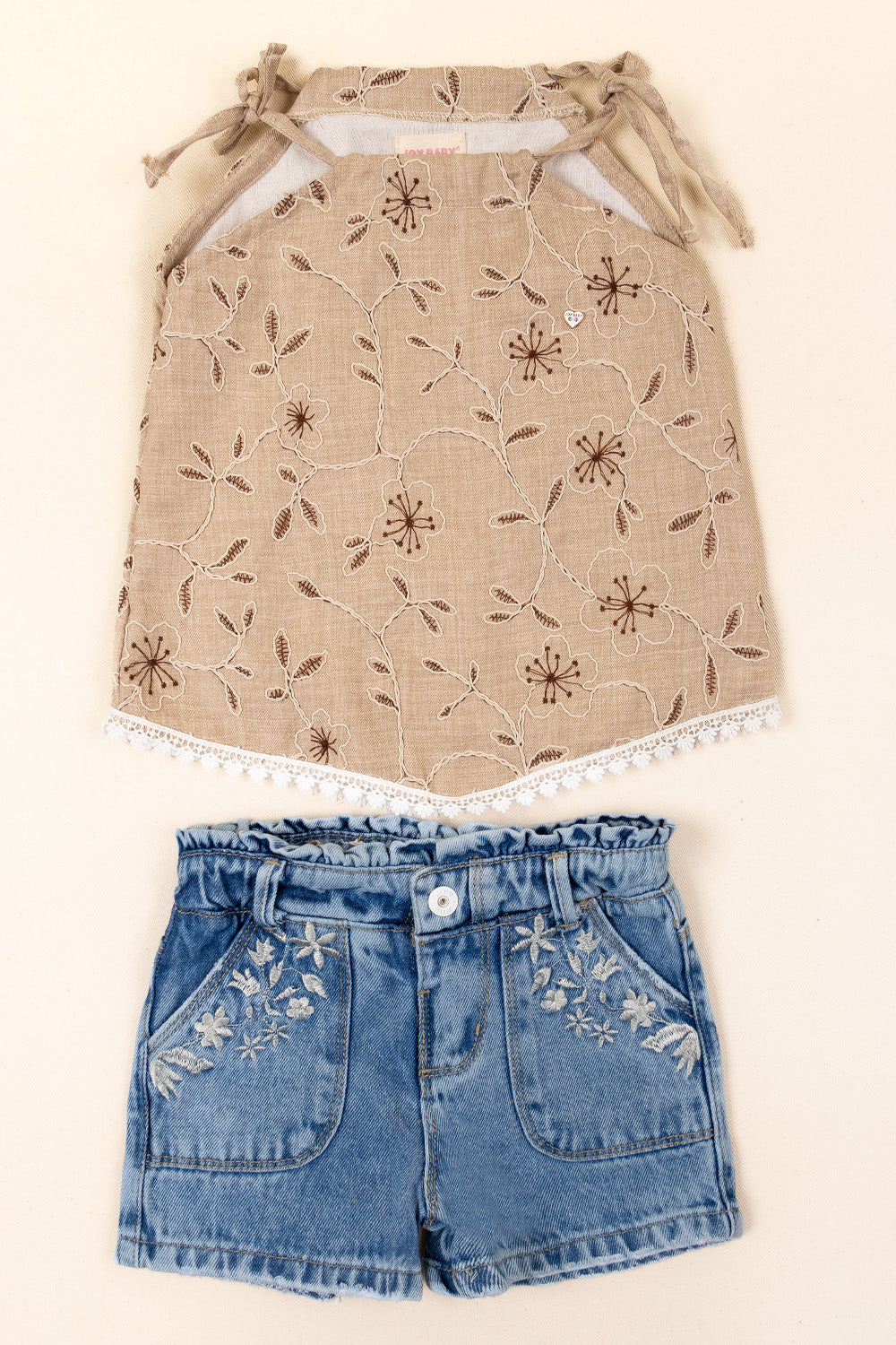 CONJUNTO NIÑA FLOWERS CAFÉ