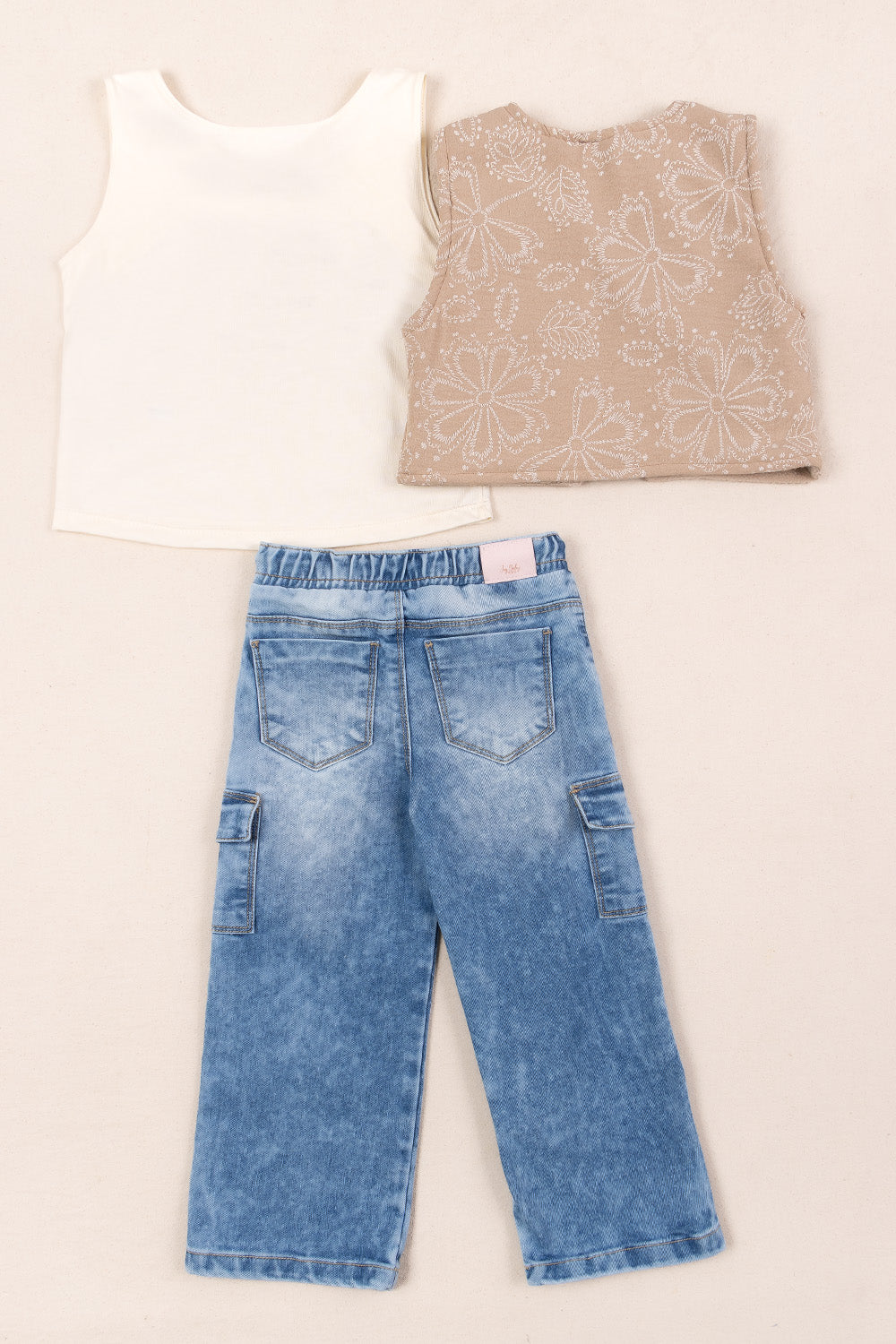 CONJUNTO 3 PRENDAS NIÑA AMOR CAFÉ