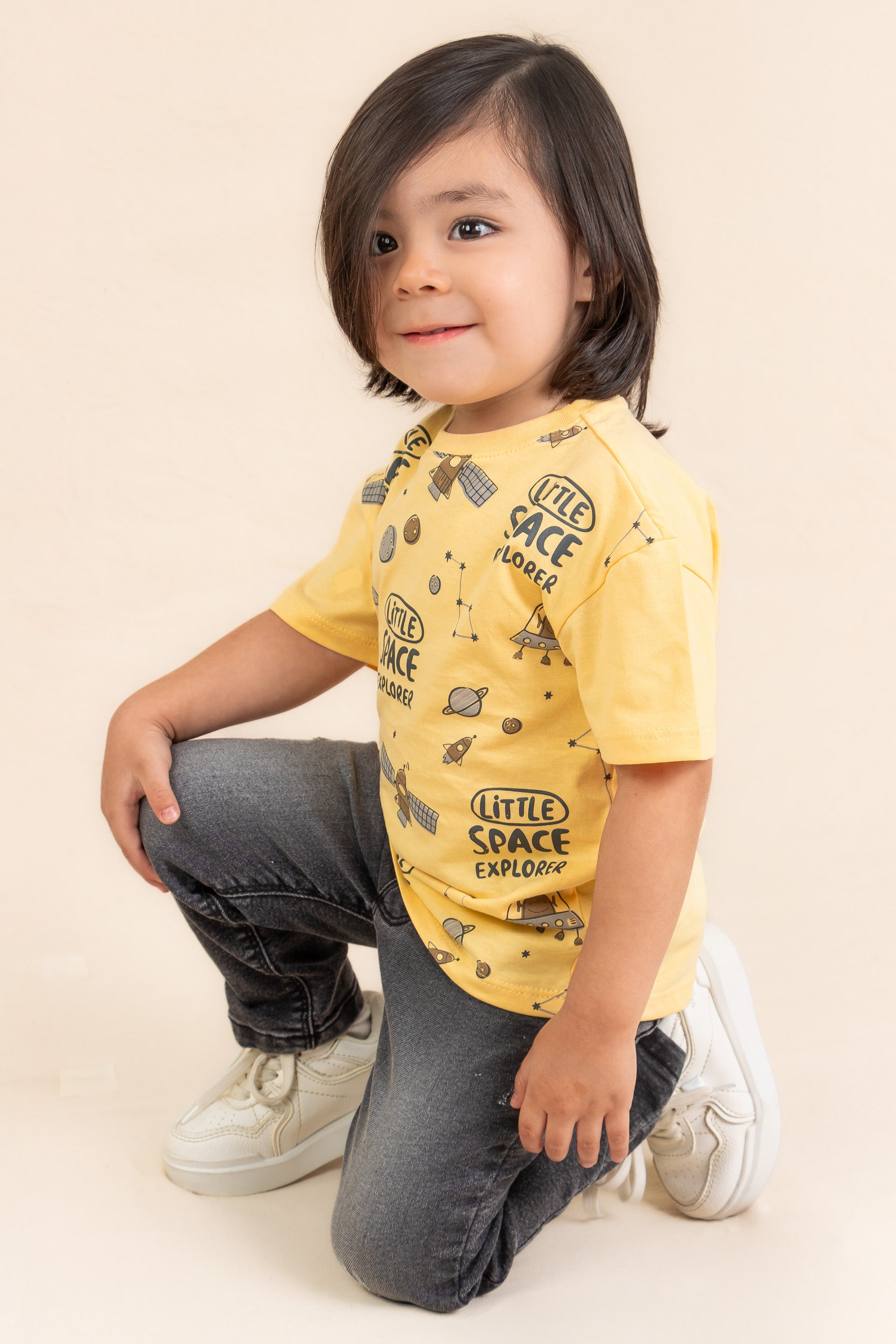 CONJUNTO 2 PRENDAS NIÑO SPACE AMARILLO