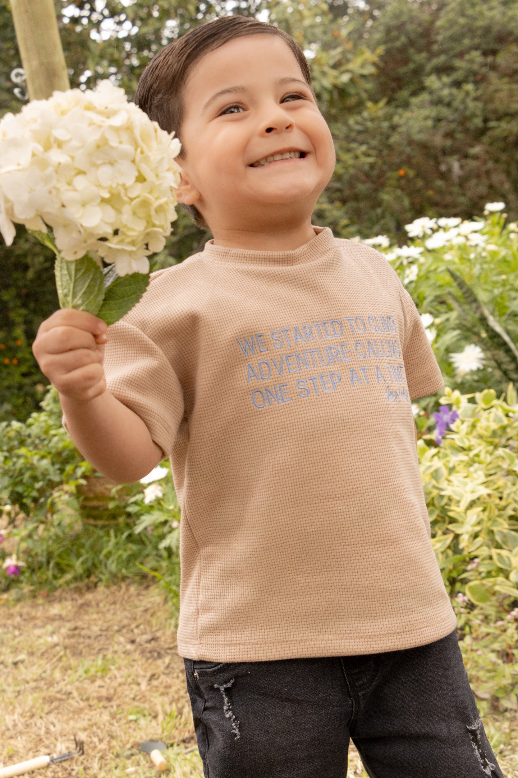 CONJUNTO BERMUDA NIÑO ADVENTURE CAFE