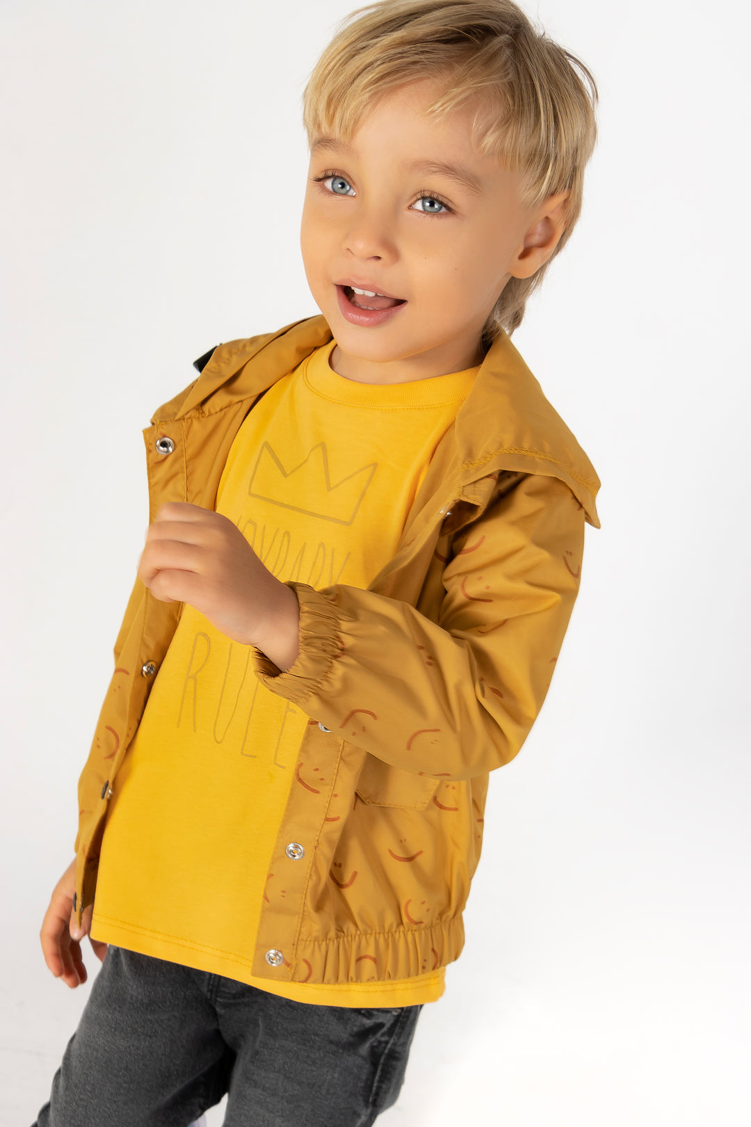 CONJUNTO 3 PRENDAS NIÑO CHAQUETA MOSTAZA