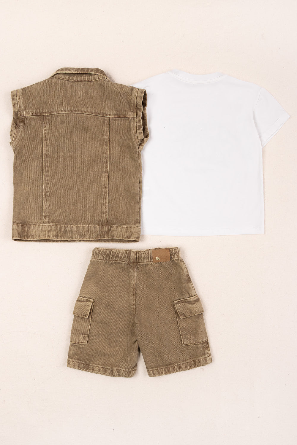 CONJUNTO 3 PRENDAS NIÑO MOMENT CAFÉ