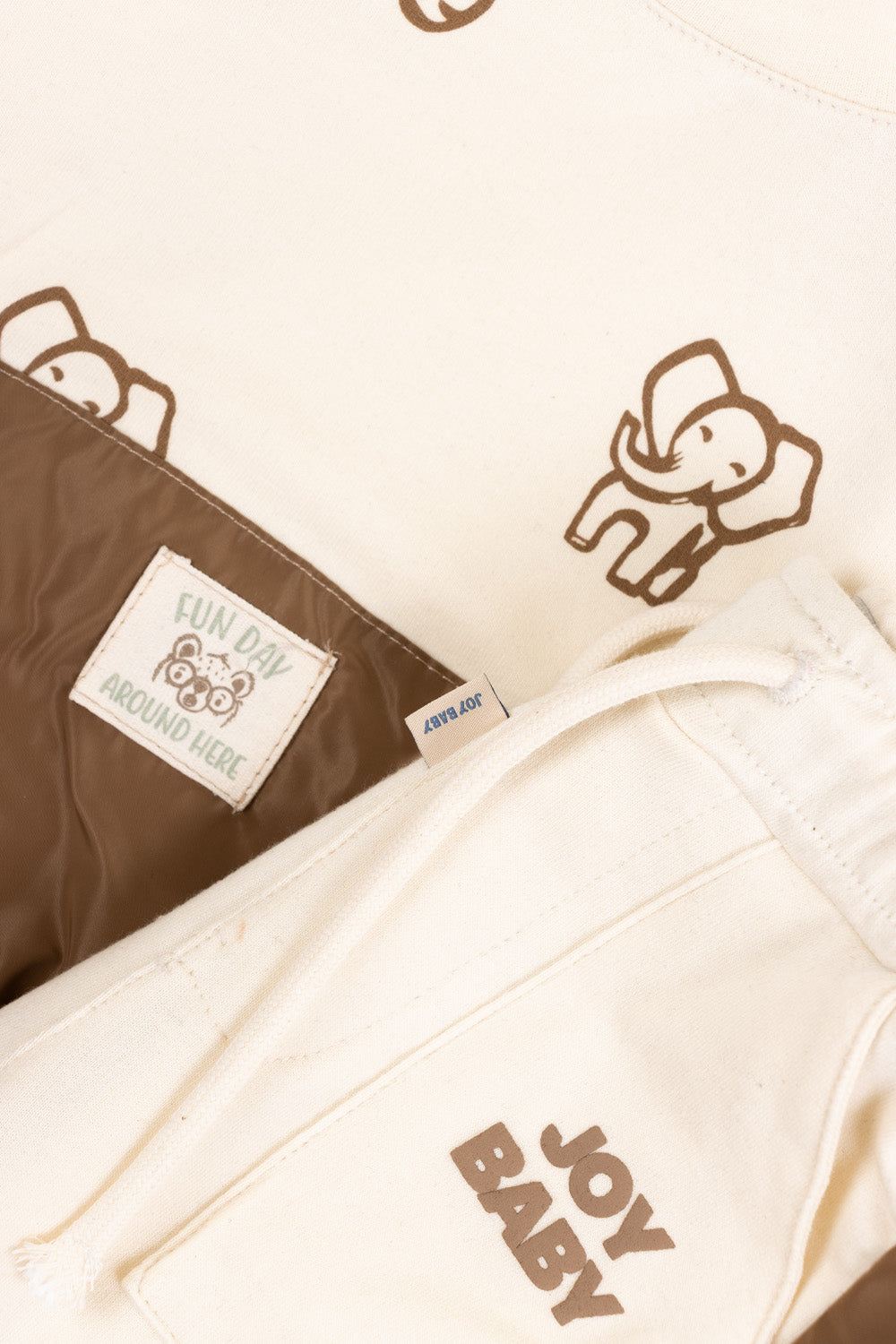 CONJUNTO DEPORTIVO NIÑO ELEPHANT BEIGE