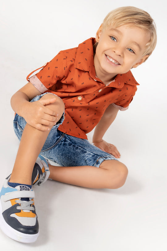 CONJUNTO BERMUDA NIÑO TERRACOTA
