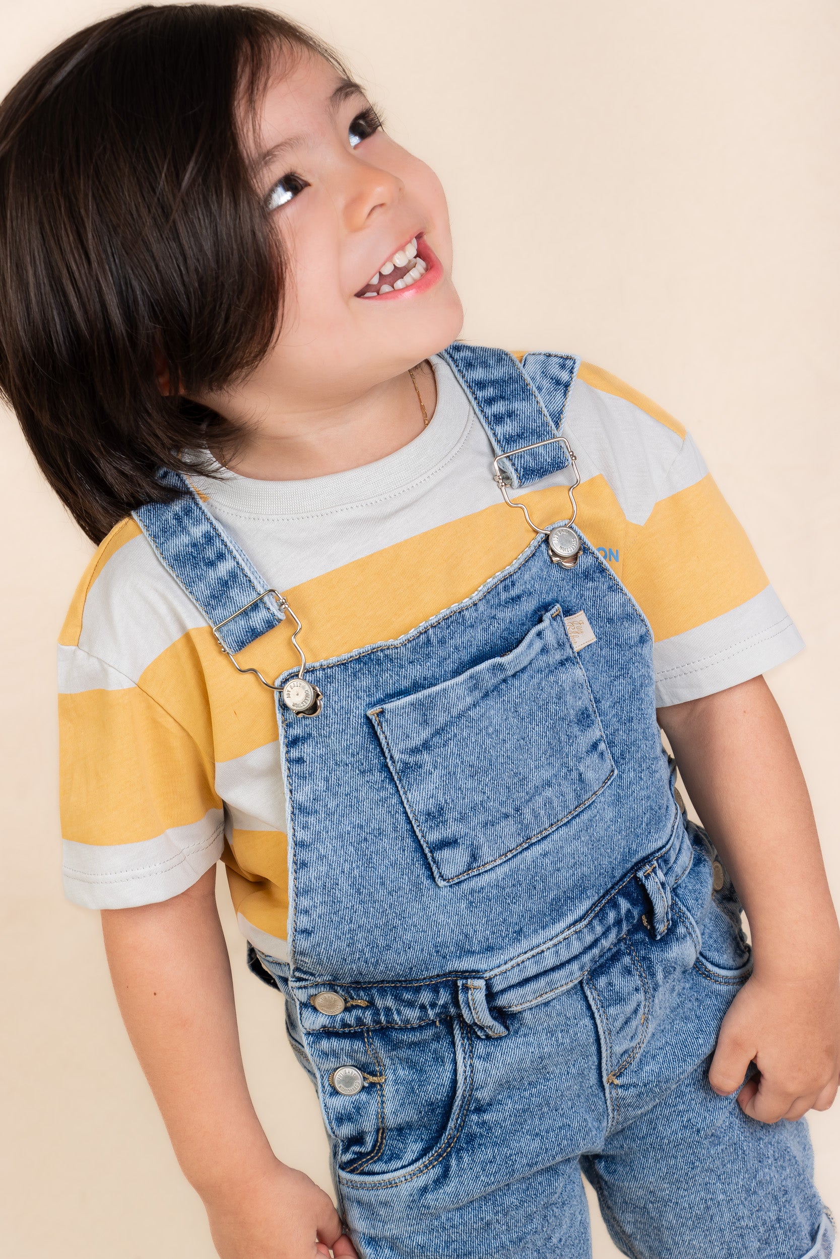 OVEROL DENIM CORTO NIÑO AMARILLO