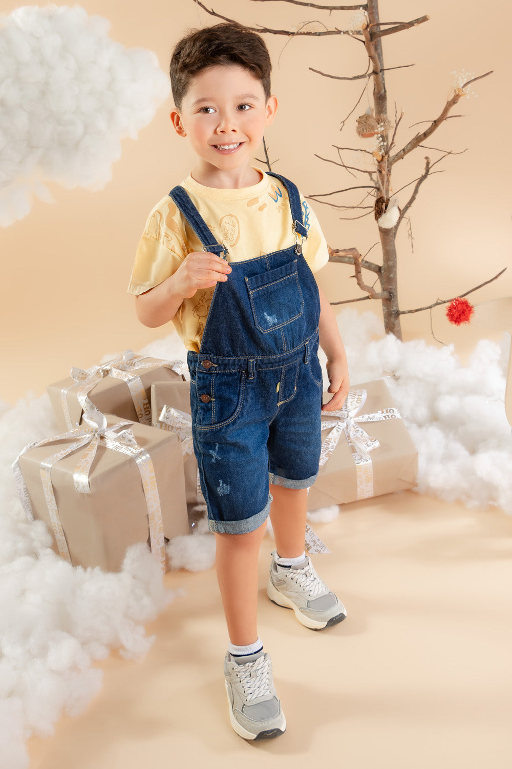 OVEROL DENIM CORTO NIÑO DINO AMARILLO