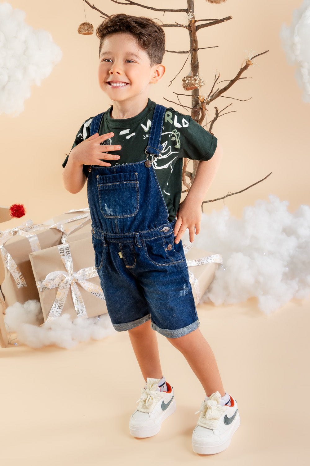 OVEROL DENIM CORTO NIÑO DINO VERDE